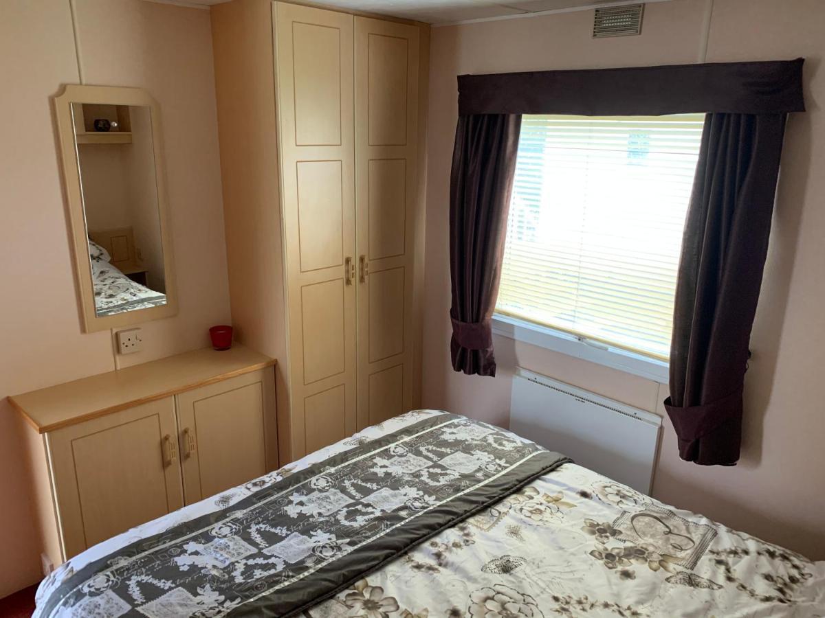 Вілла 6 Berth Caravan On Sealands Site. Double Glazing Інголдмеллс Екстер'єр фото